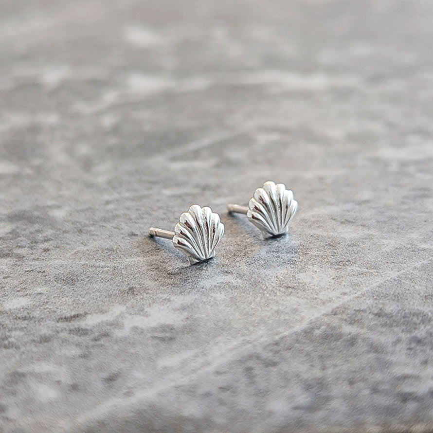 Sterling Silver Clam Shell Earrings