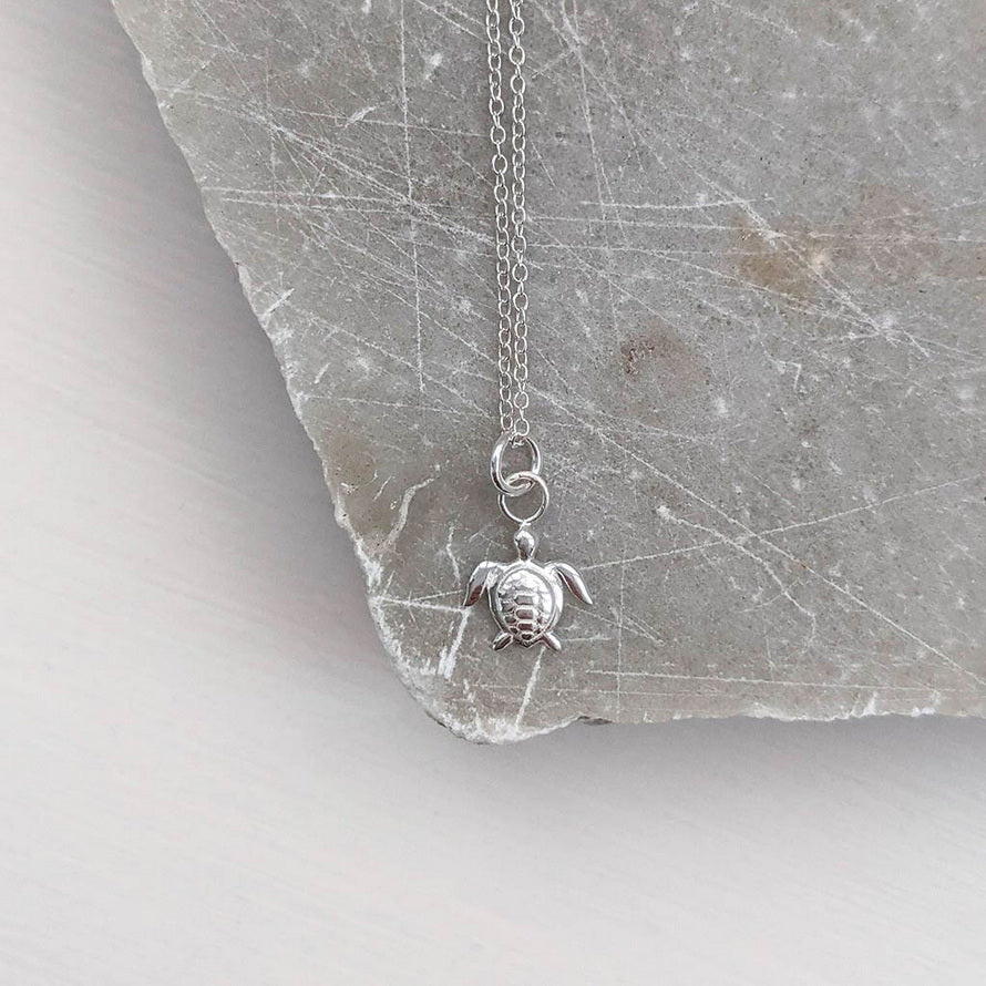 Mini Macaroon Silver Turtle Necklace